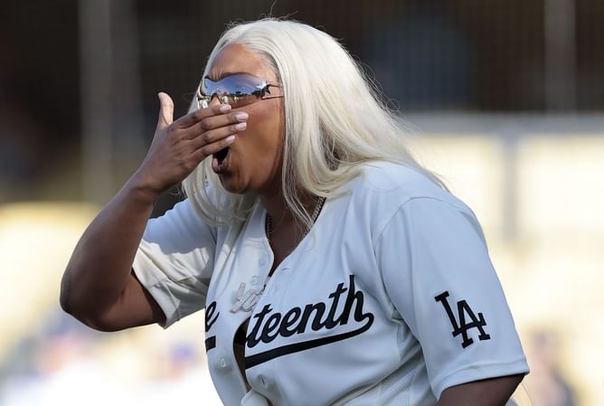 “Y’all wanna hate me so bad”: Lizzo claps back at people criticizing her weight loss and accusing her of using Ozempic in new rap