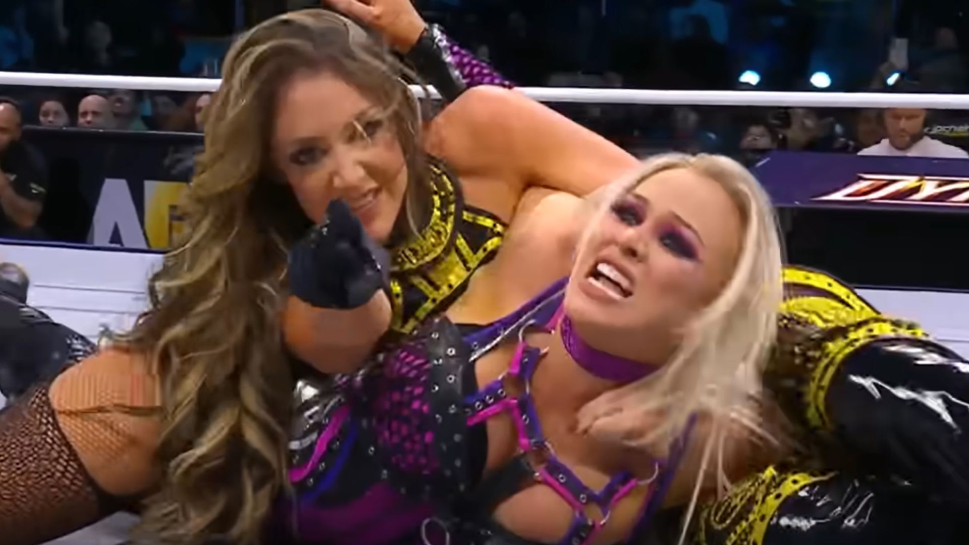 Britt Baker about to lock in her submission move on Penelope Ford [Image Credits: AEW on YouTube]