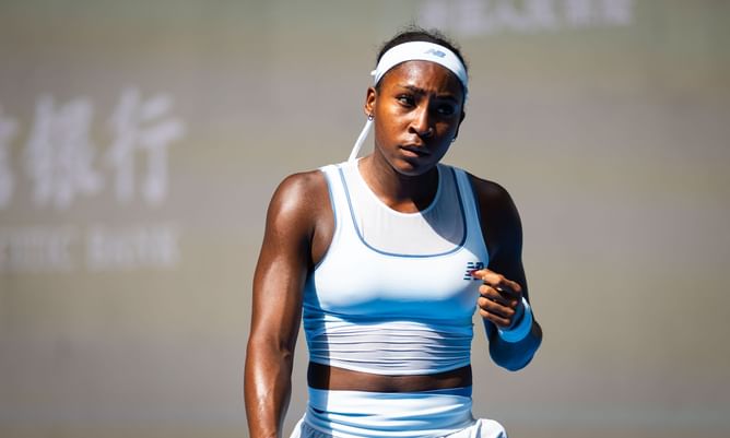 Coco Gauff shows off her chic casual outfit in mirror selfie as she hits the shopping mall with friends after China Open 2R win