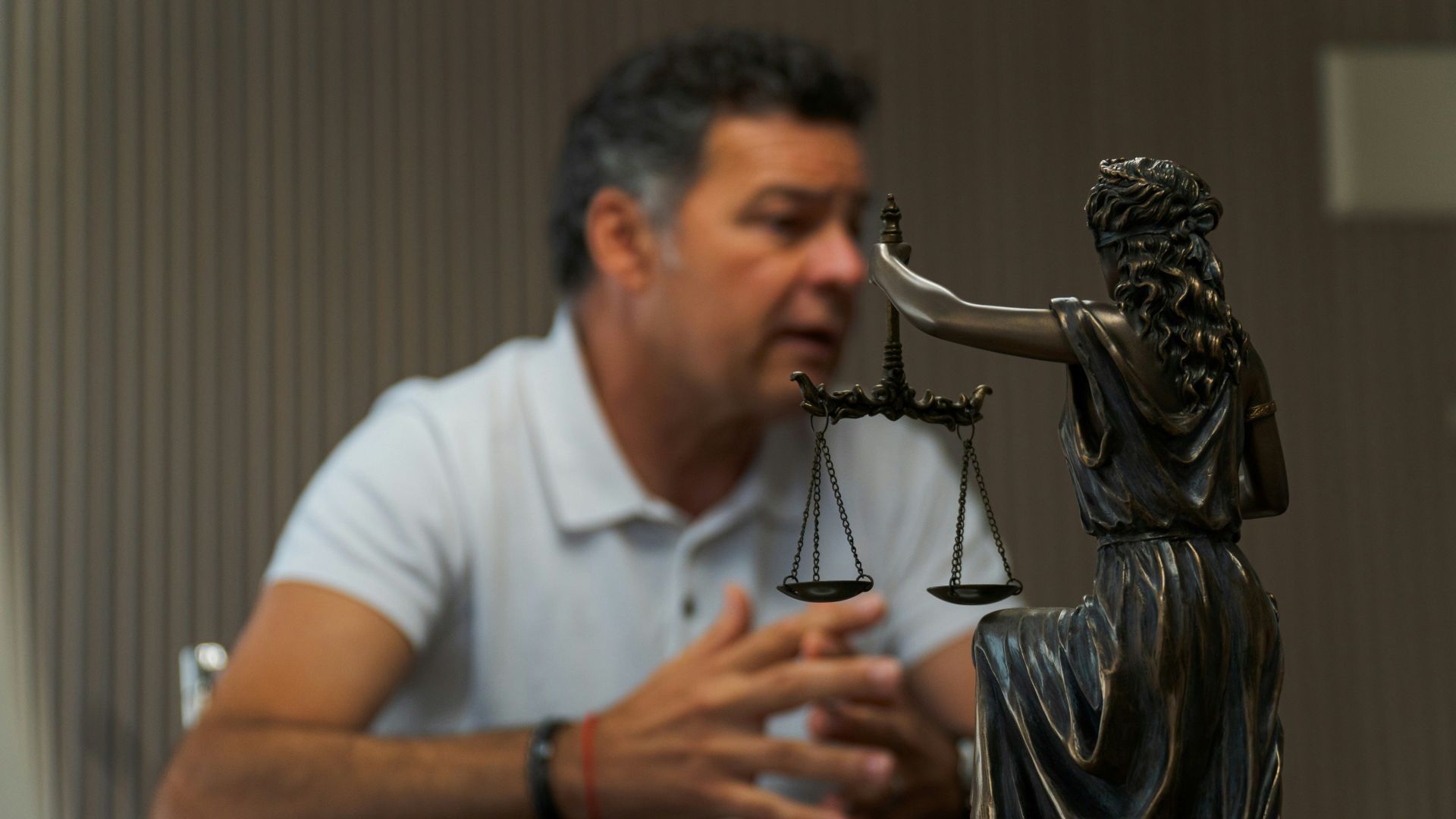 Prosecutors declined new charges in the 1986 case because a death sentence was already in place (Image via Unsplash)