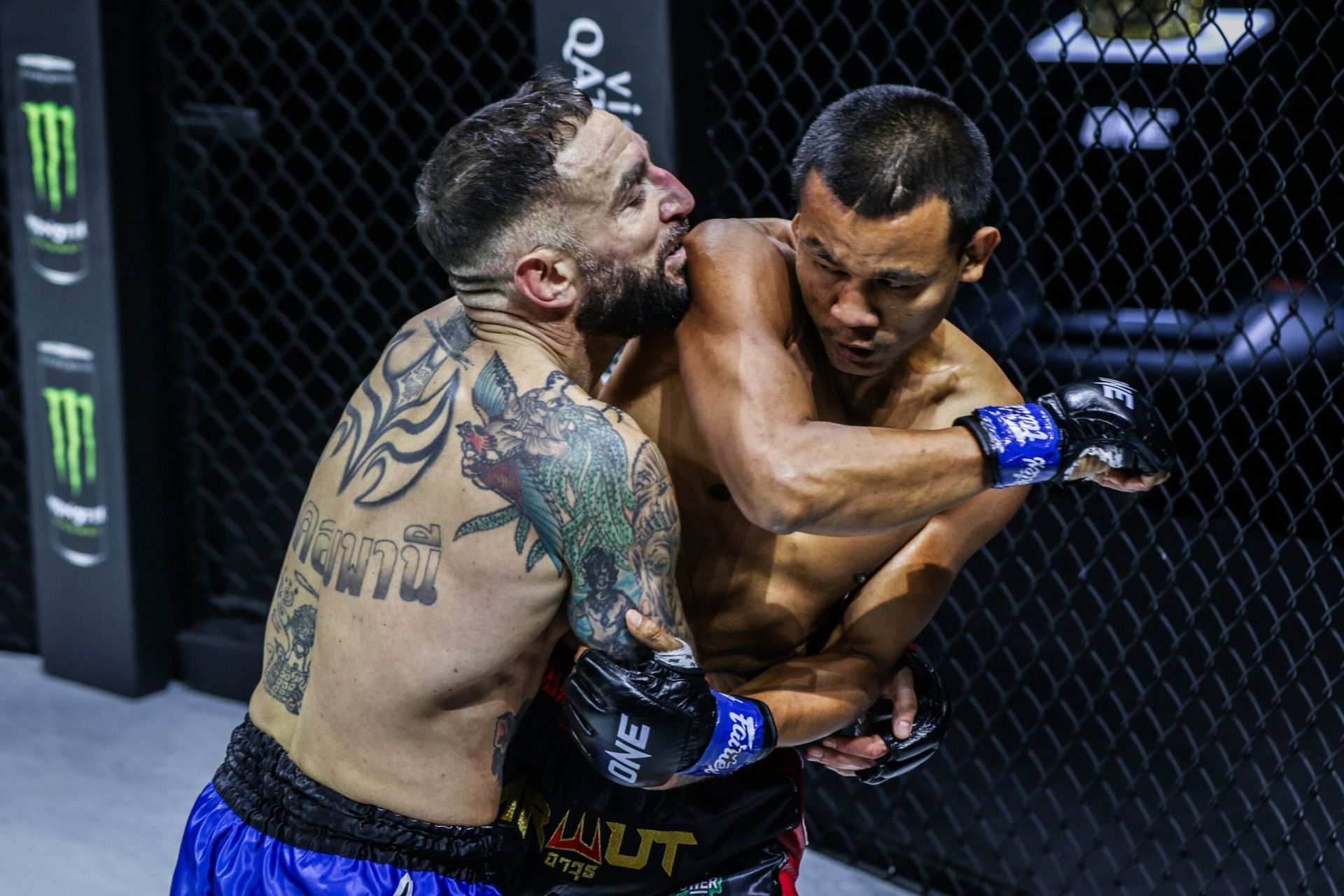 Liam Harrison (L) goes to war with Seksan (R) | Photo by ONE Championship