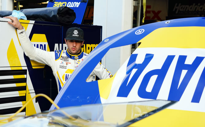 Why Chase Elliott will have a new spotter this weekend in place of Trey Poole