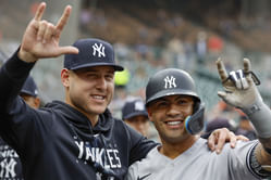 Anthony Rizzo makes beer-fueled Bronx return, sends 2-word message on reuniting with Gleyber Torres