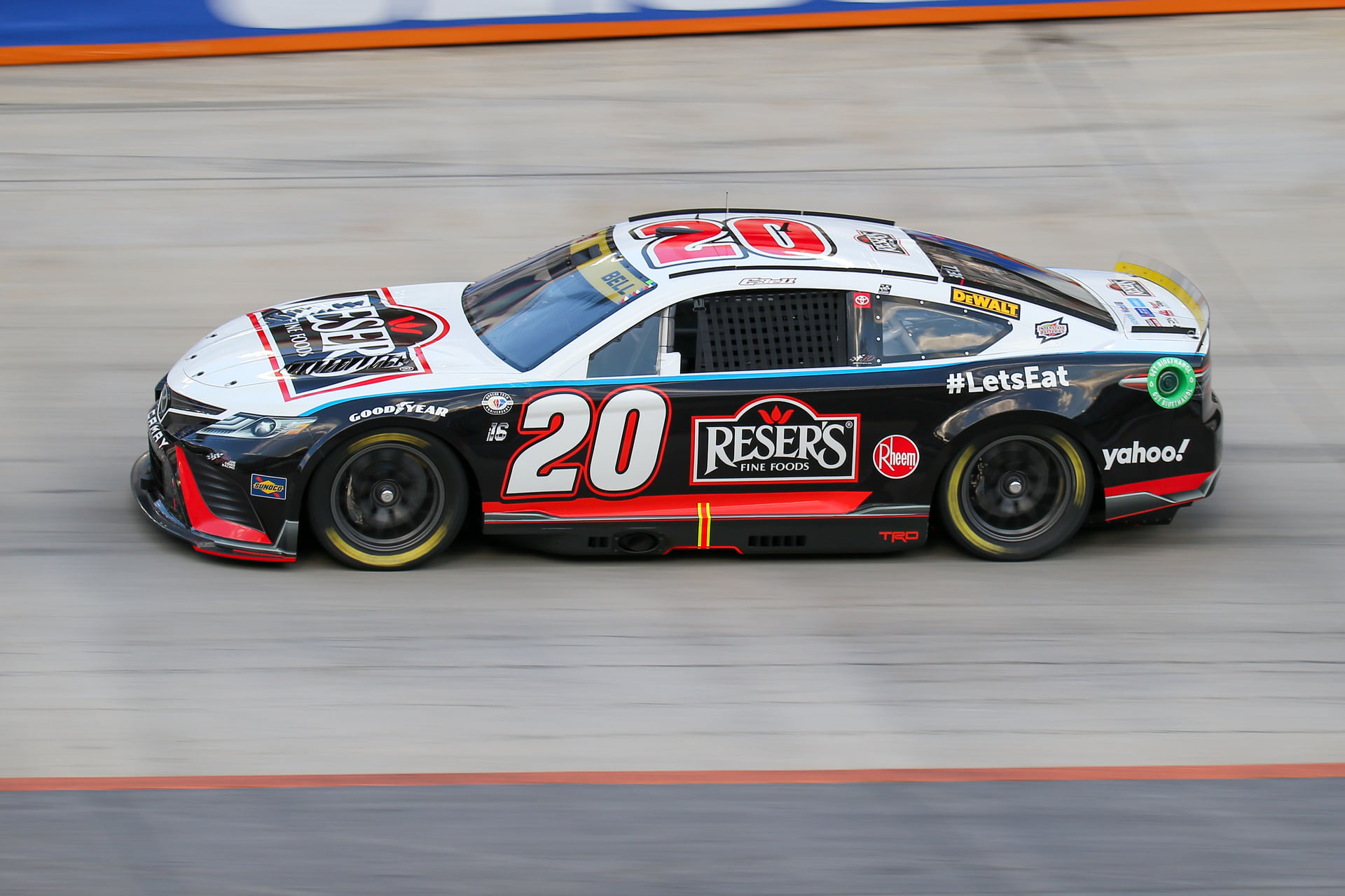 NASCAR: Cup Practice &amp; Qualifying - Source: Imagn
