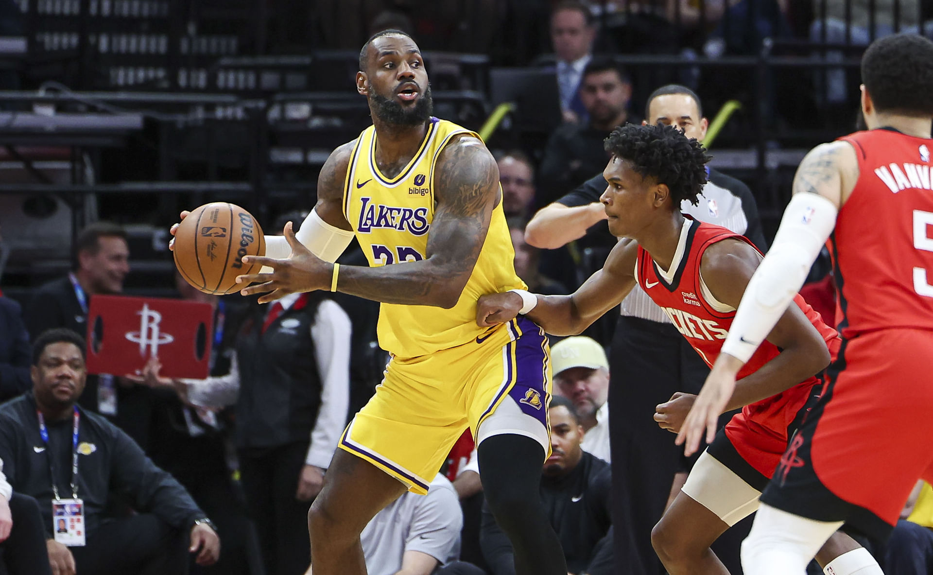 LeBron James praised Ausar and Amen Thompson last season. (Photo: IMAGN)