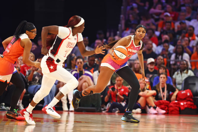 Angel Reese hypes $490,118 Mercury star in three words for jaw-dropping explosion against Lynx