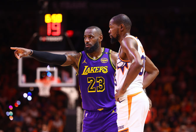 "He’s gotta win two or more championships" - LeBron James' ex-teammate makes shocking claim about Kevin Durant turning down Heat for Rockets