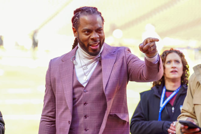"He let a man punch him in his sh*t": Jaguars $30,000,000 star rips Richard Sherman for throwing shade at Liam Coen's team after win vs. 49ers