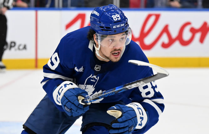 NHL Trade Rumors: $1.35B franchise among Western Conference teams eyeing Maple Leafs' Nick Robertson
