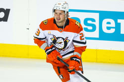 NHL Rumor: Anaheim Ducks pushing for long-term deal with Mason McTavish, per Elliotte Friedman