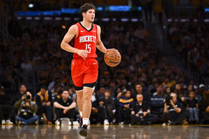 NBA insider predicts Houston Rockets will use Reed Sheppard and $40,008,489 rising star as ball handlers after Fred VanVleet's injury