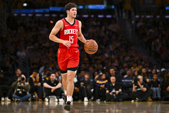 NBA insider predicts Houston Rockets will use Reed Sheppard and $40,008,489 rising star as ball handlers after Fred VanVleet's injury