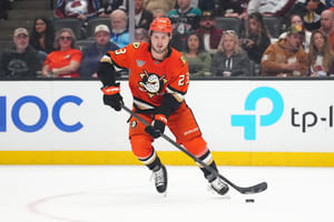 Mason McTavish's contract stalemate sees Ducks star not turn up for training camp, skates with different team