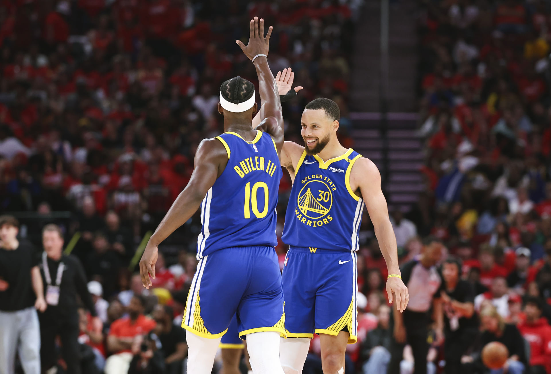 Golden State Warriors guard Stephen Curry (30) celebrates with forward Jimmy Butler - Source: Imagn