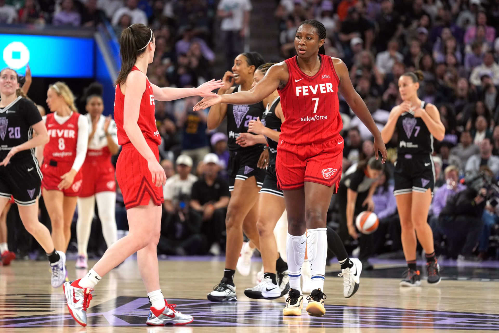 WNBA: Indiana Fever at Golden State Valkyries - Source: Imagn
