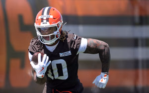 Browns HC Kevin Stefanski opens up on how Quinshon Judkins’ absence affects team’s running game outlook
