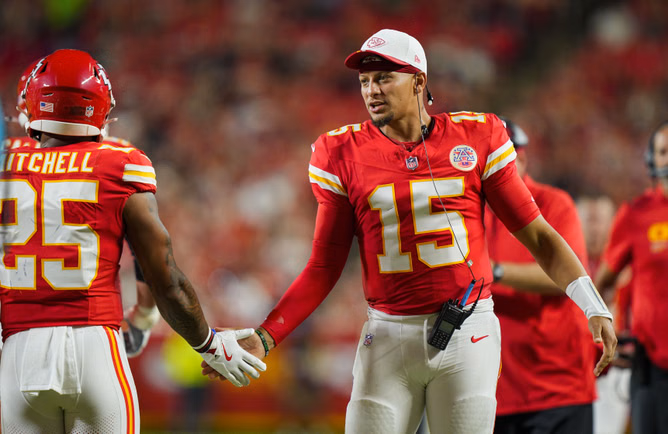 Ex-Chiefs Super Bowl champ LeSean McCoy sounds off after Patrick Mahomes and Chiefs 'get disrespected'