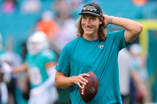 "There are no more excuses”: Andrew Whitworth gives Trevor Lawrence a reality check after being handed 'Joe Burrow-type of money'