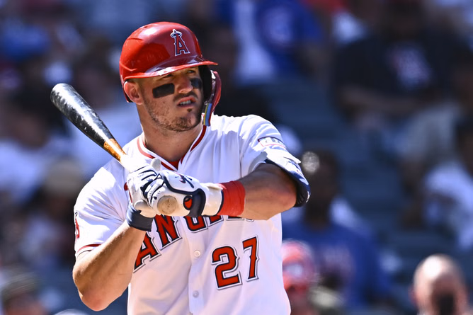 Angels’ manager gives crucial update on Mike Trout’s skin infection