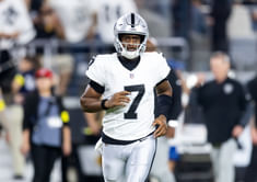 "What the f*ck is that defense": NFL fans buzz as Geno Smith connects with Tre Tucker for Raiders' 26-yard TD