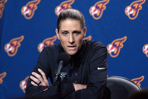 "Brutal at her job" - Fever fans drop polarizing reactions to Stephanie White's first season as HC despite keeping playoff hopes alive