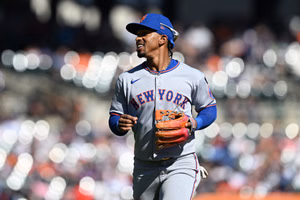 MLB insider calls out Francisco Lindor’s ‘smile’ as both blessing and curse: “Nothing funny about how the Mets are playing”