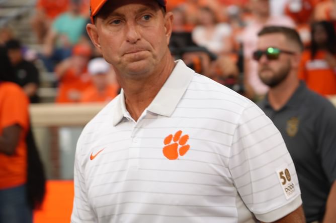 Clemson vs. Troy football injury report and predictions, Week 2: Latest on Antonio Williams, Walker Parks and more
