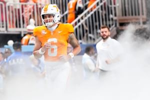 "I was gravitated towards Miles Kitzelman": Joey Aguilar reveals first impressions of Tennessee visit after Syracuse takedown