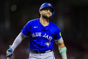 Former Blue Jays All-Star expresses full confidence in Bo Bichette's ability to remain grounded despite a possible 9 figure contract