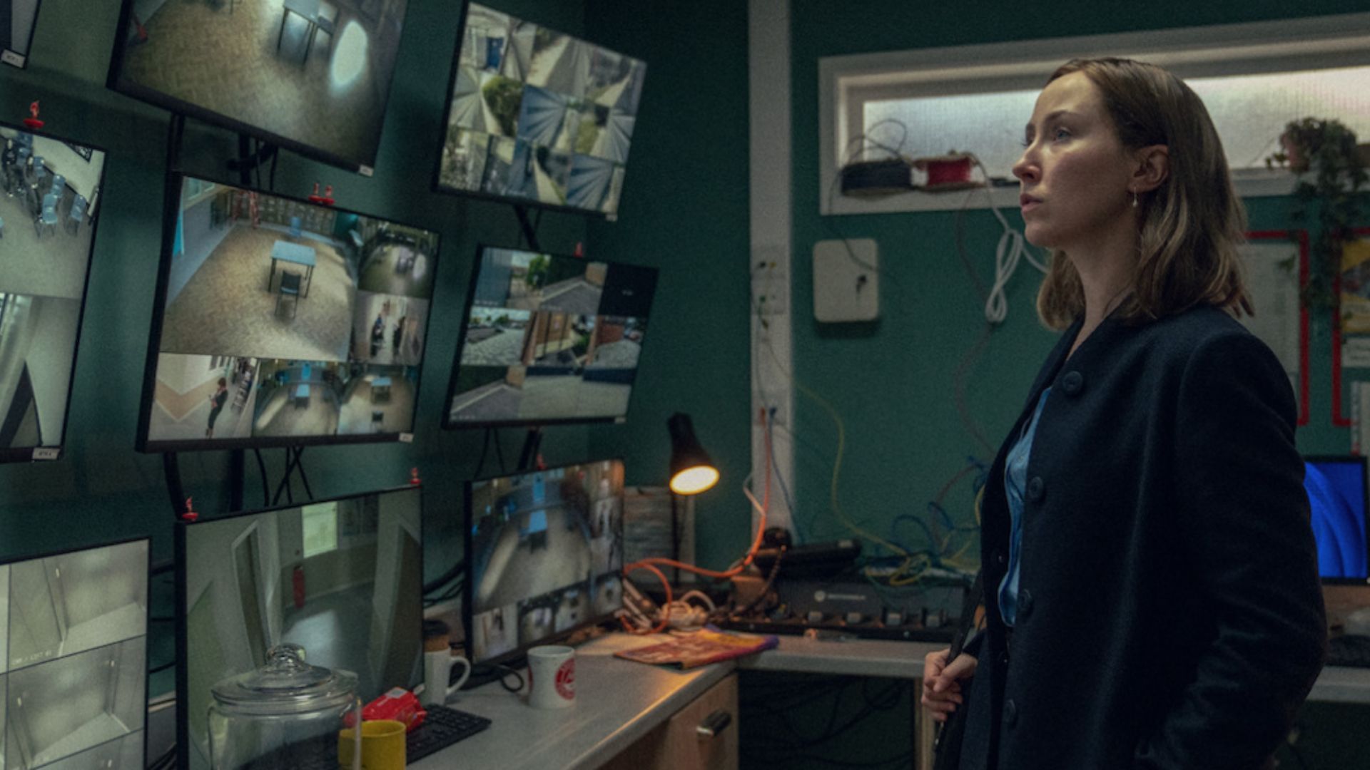 Erin Doherty&#039;s muted but emotive performance really helps elevate the viewing experience (Image via Netflix)