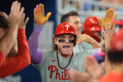 “Disgusting behaviour” “Justice served!” - Phillies fans slam woman for forcing kid to give up Harrison Bader’s HR ball in ugly confrontation