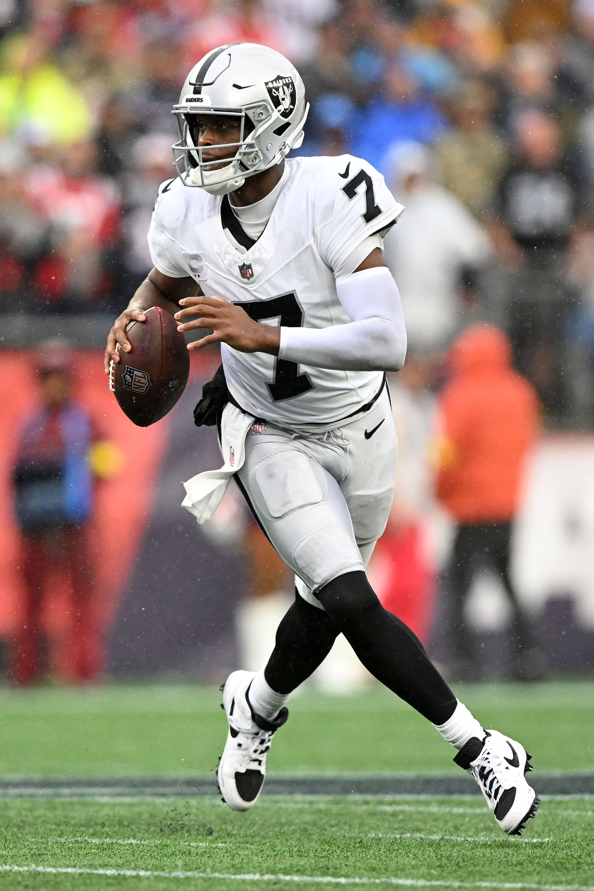 NFL: Las Vegas Raiders at New England Patriots - Source: Imagn