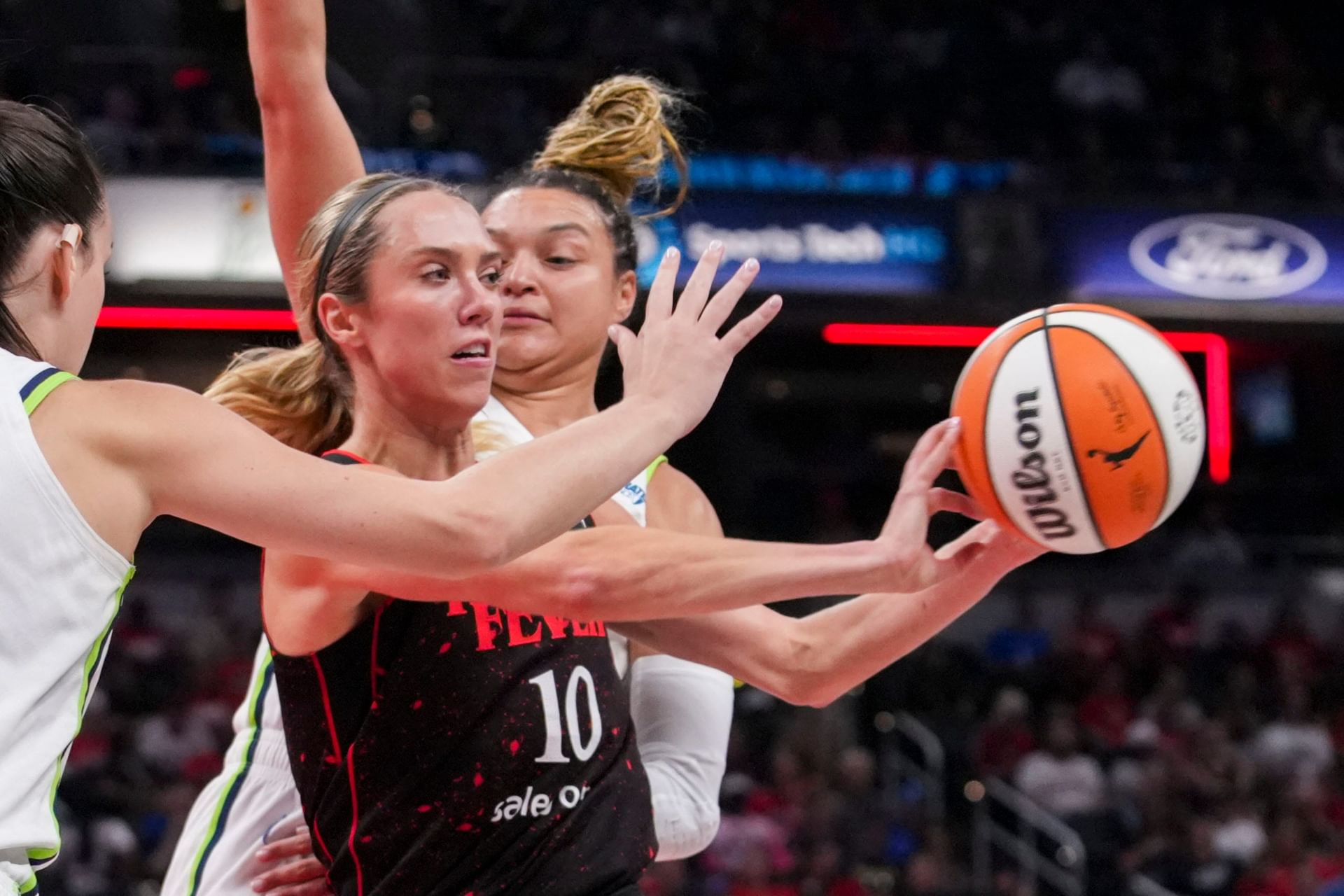 Lexie Hull excited for first-round playoff matchup against Atlanta Dream. (Photo: IMAGN)