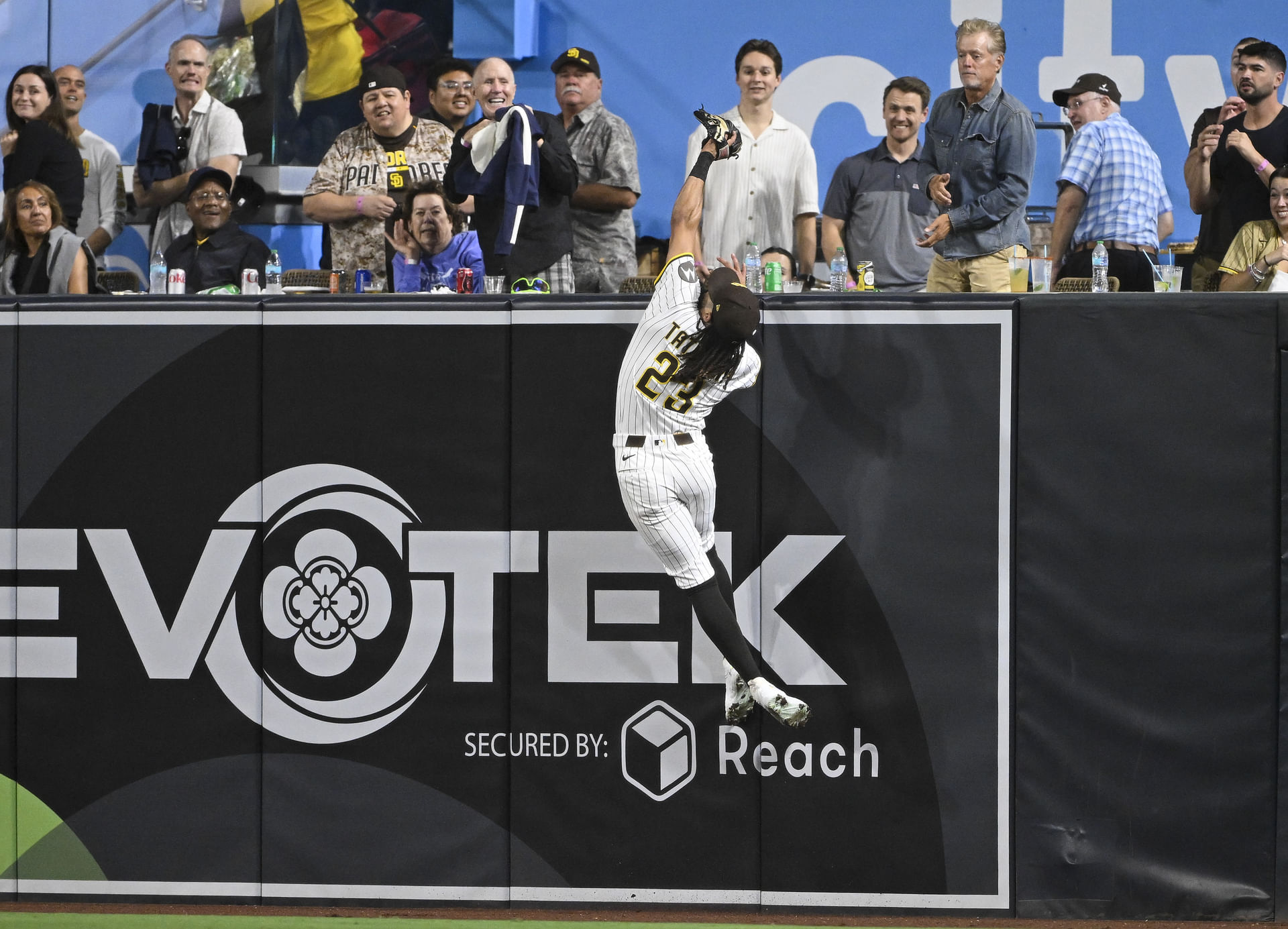 MLB: Cincinnati Reds at San Diego Padres - Source: Imagn