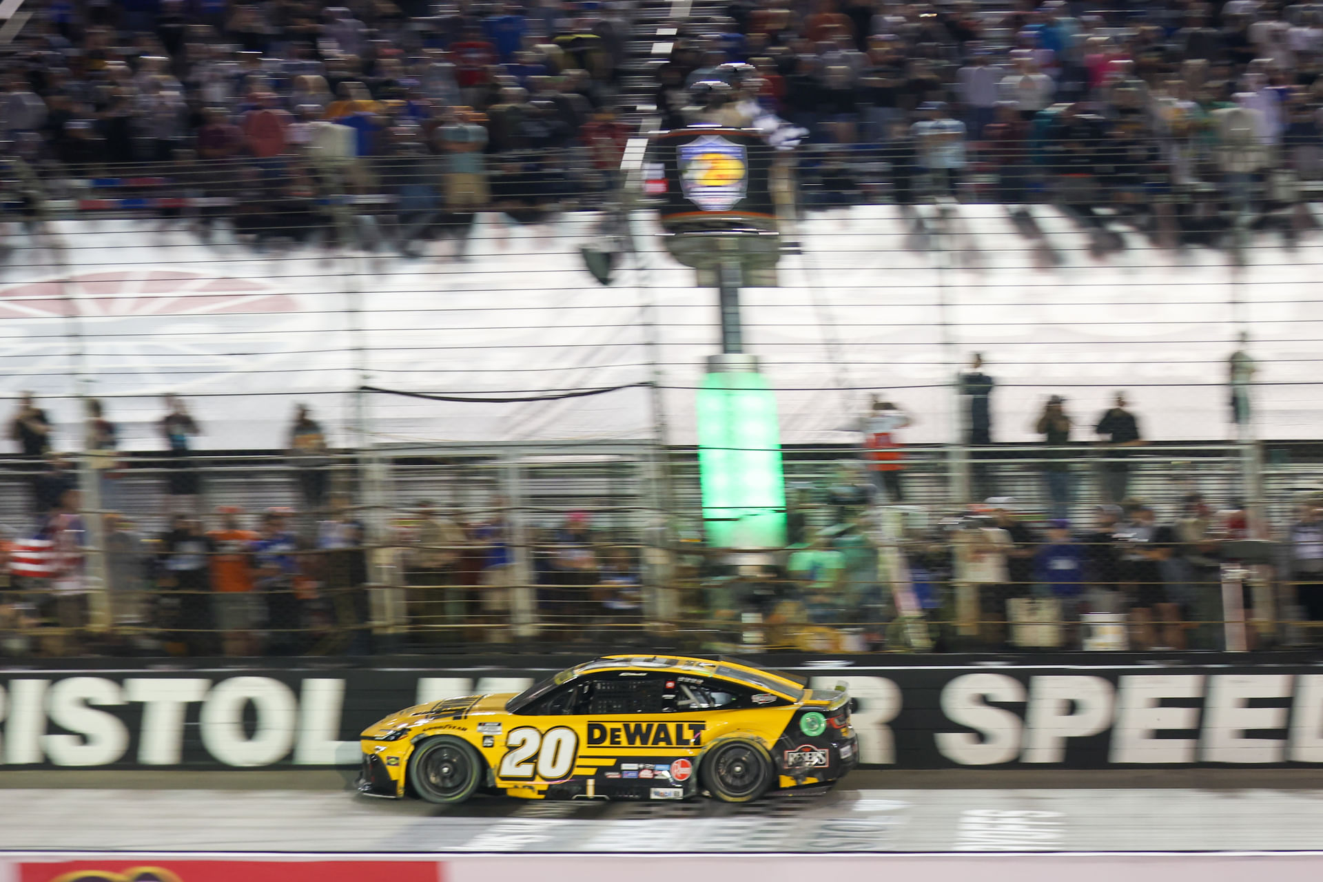 NASCAR: Bass Pro Shops Night Race - Source: Imagn