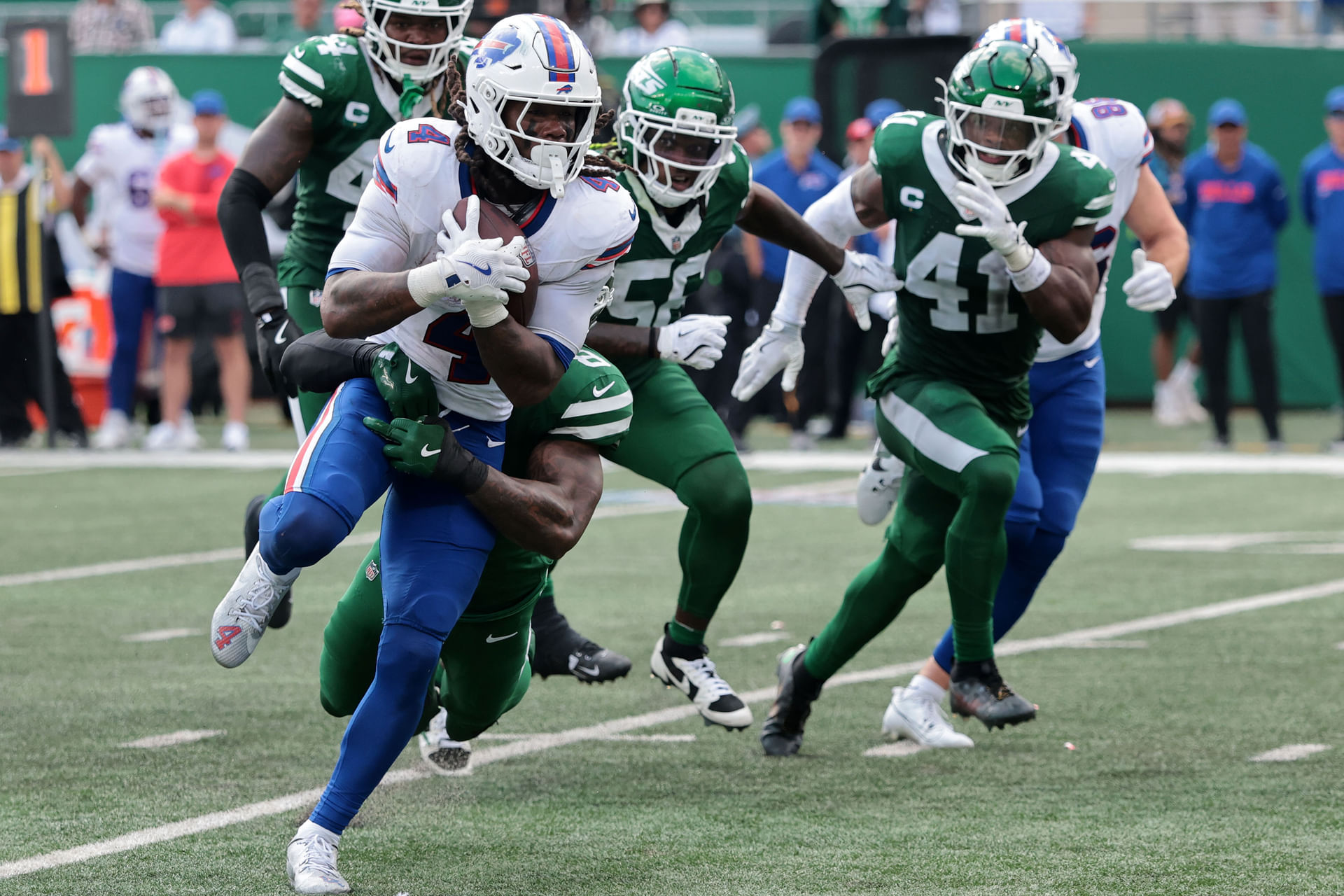 NFL: Buffalo Bills at New York Jets - Source: Imagn