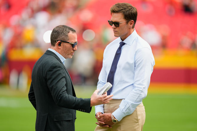 "It goes deeper": NFL insider raises further red flags on Tom Brady calling Fox games & discussing plans with Raiders being conflict of interest