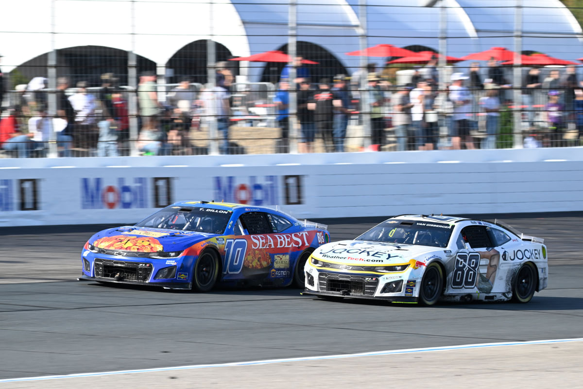 NASCAR YouTuber drops 2-word verdict on the playoff system being possibly traded for Winston Cup-like format