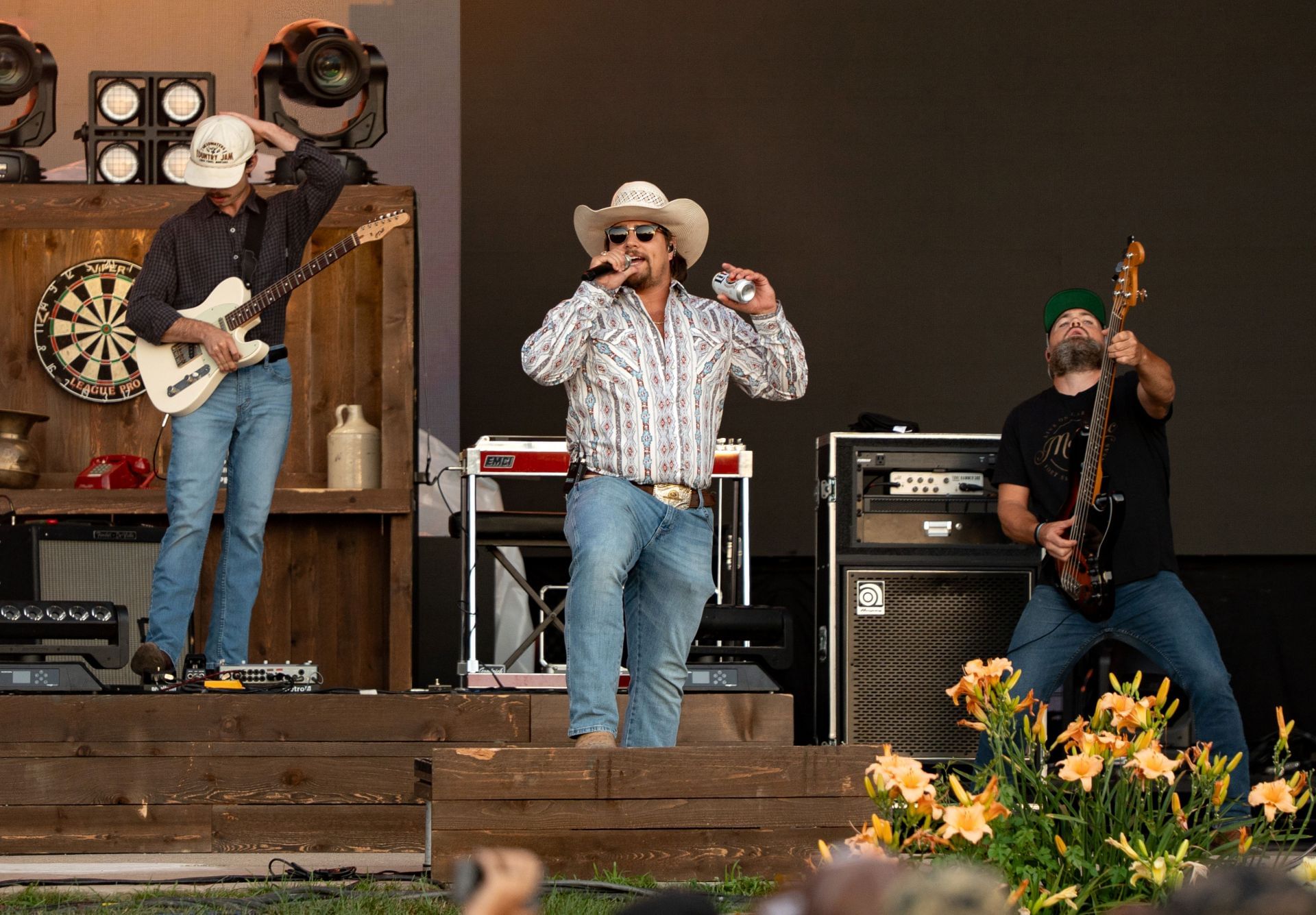 Gavin Adcock performs at the 2025 Country Thunder Wisconsin (Image via Getty)