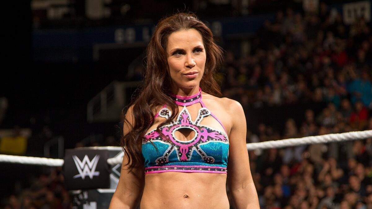 Mickie James inside a WWE ring (Picture Courtesy: WWE.com)
