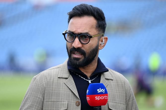 "He could probably slide down the order" - Dinesh Karthik's stunning suggestion for star Indian batter ahead of IND vs SL Asia Cup 2025 Super 4 clash