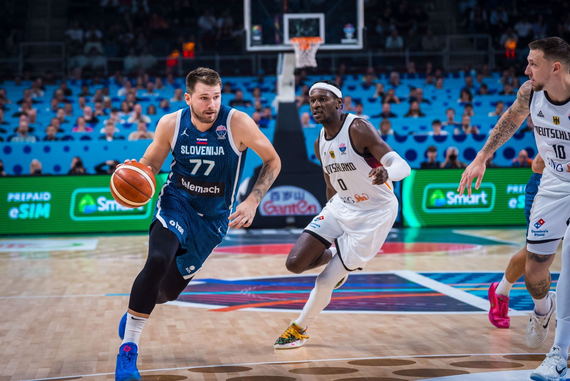 Luka Doncic of Slovenia drives to the basket during the FIBA EuroBasket 2025 quarterfinal between Germany and Slovenia at Arena Riga - Source: Getty