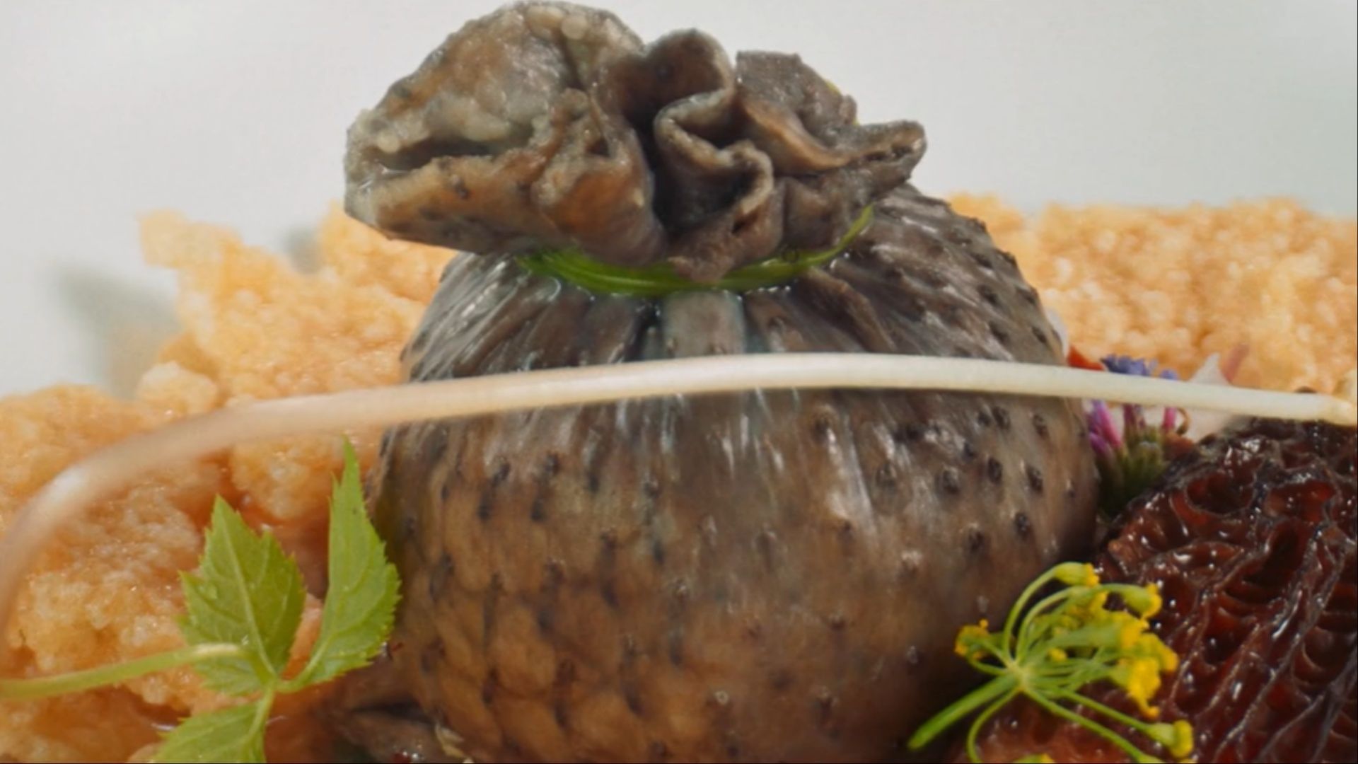 Samgyetang with Ogolgye (Image via Netflix)