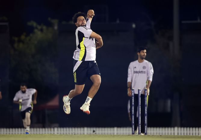 "You have to play Kuldeep Yadav and Varun Chakaravarthy together" - Indian legend makes big statement about playing XI for Asia Cup 2025