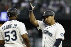 MLB insider points to X-factor limiting Josh Naylor from huge free agency deal but notes what works in the Mariners star's favor