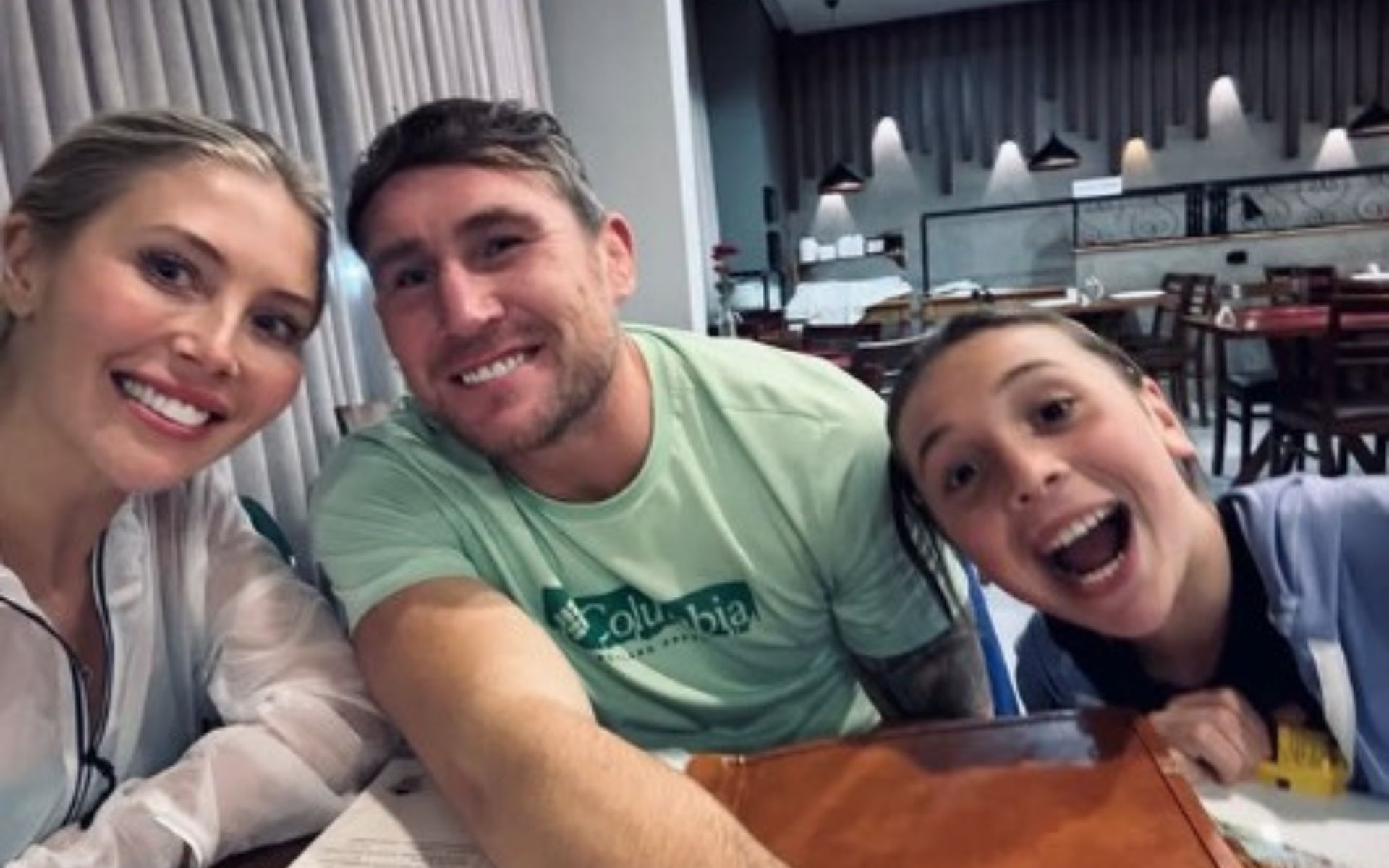 Screenshot of Darren Till with his daughter. [Image courtesy: @darrentill2.0 on Instagram]