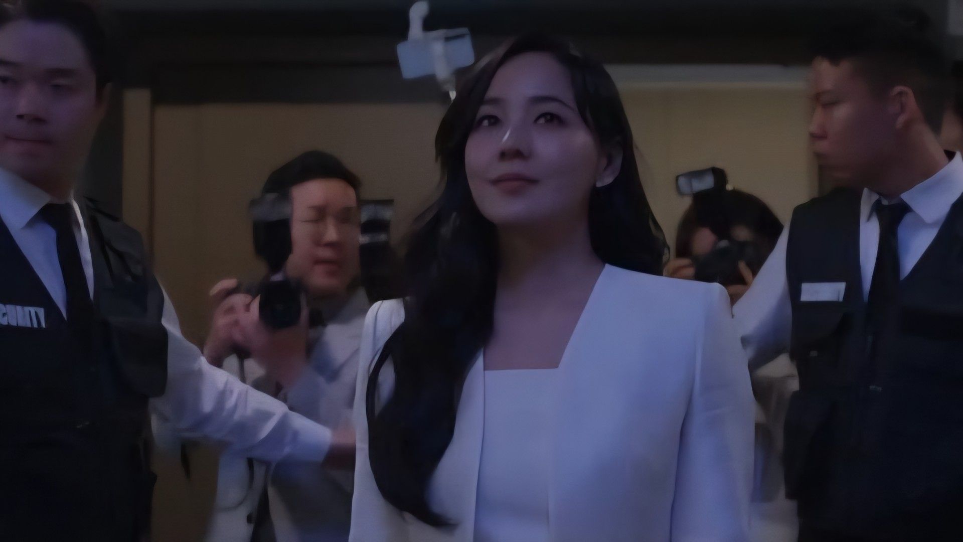 Still from First Lady (Image via Viki)