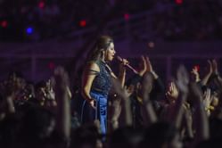 "Aap Mumbai aa rahe ho" - India star's hilarious quip as Shreya Ghoshal recites song ahead of IND-W vs SL-W Women's World Cup 2025 opener [Watch]