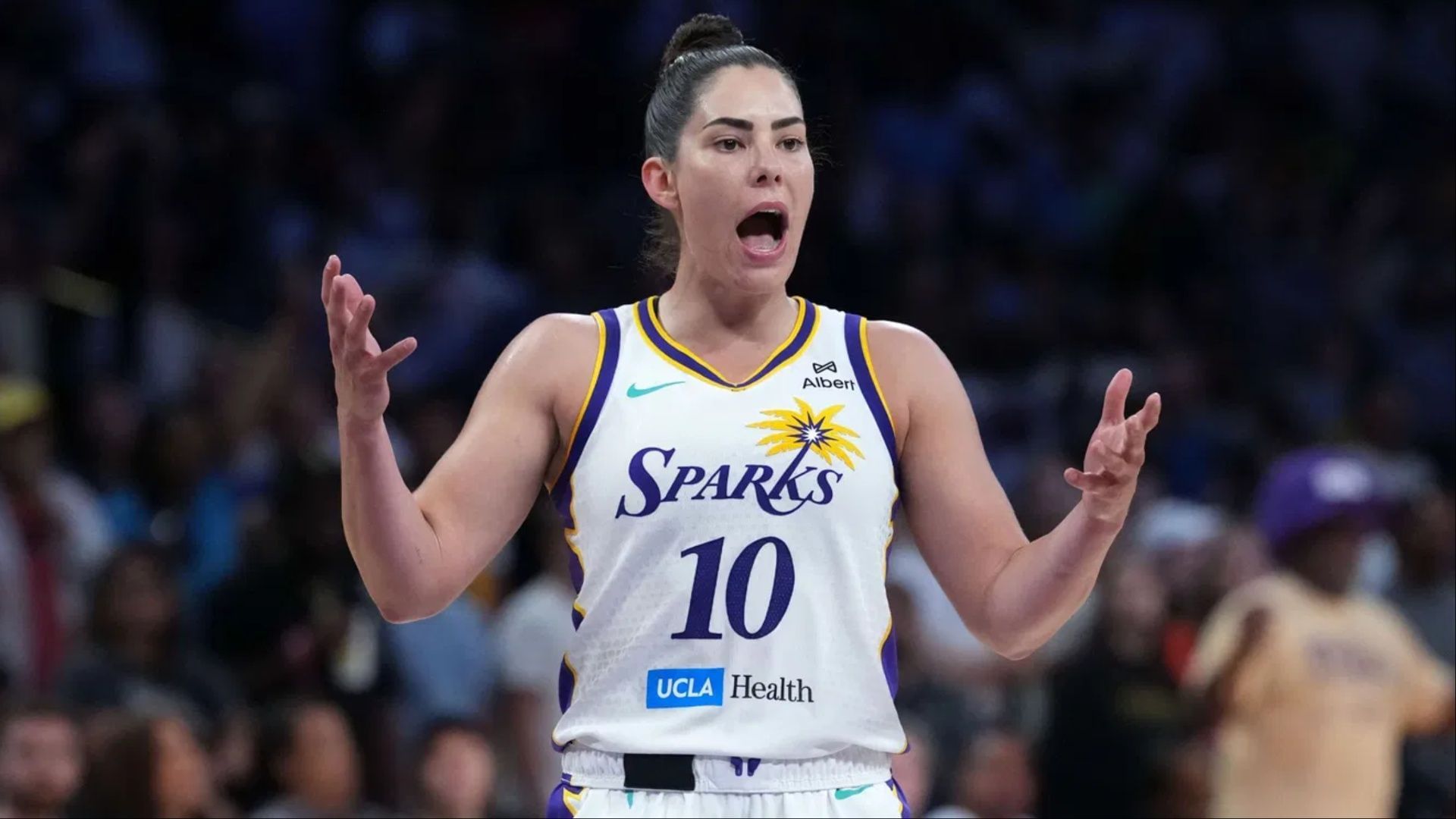Kelsey Plum gets honest on turning to revolutionary coaching method to sharpen her game. (Photo: IMAGN)