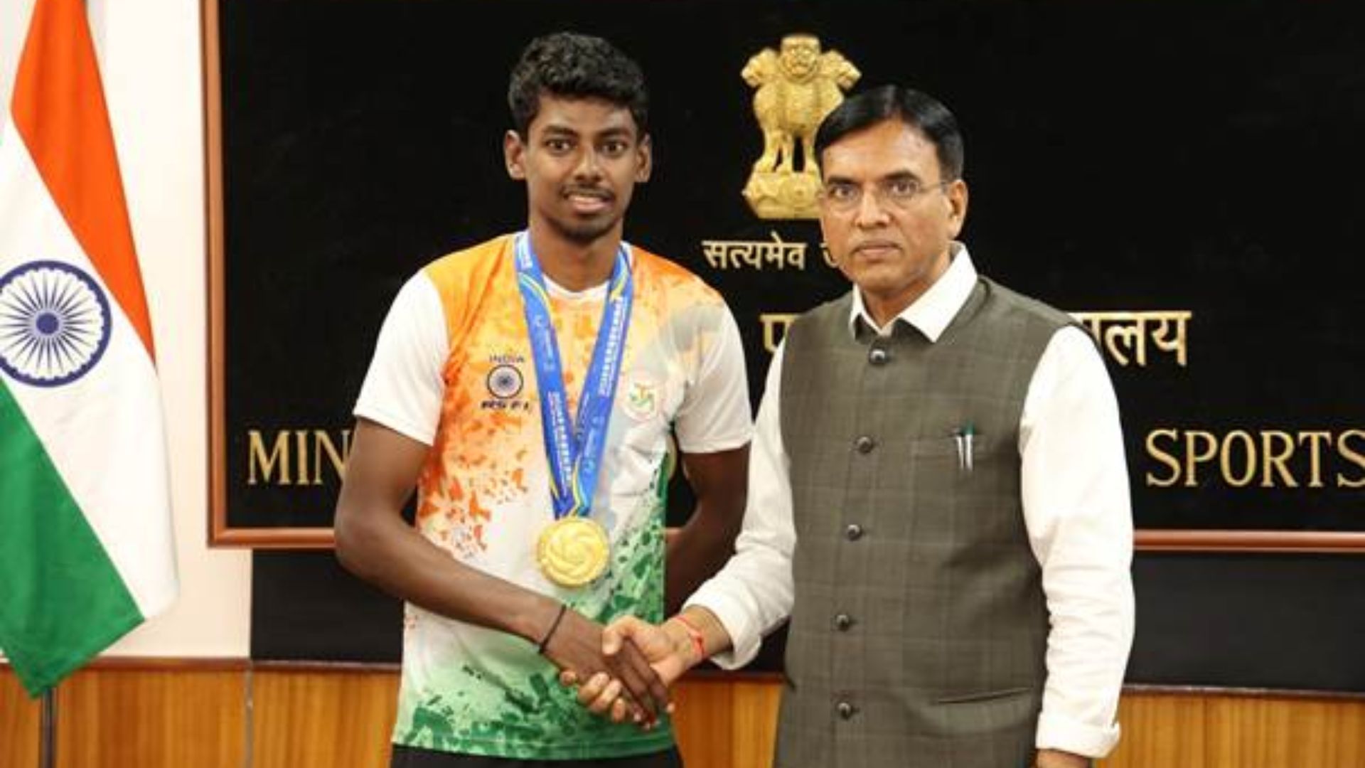 Dr. Mansukh Mandaviya felicitated India&rsquo;s medal-winning contingent from the 73rd Inline Speed Skating World Championships 2025 (Image Credits: Press Release)